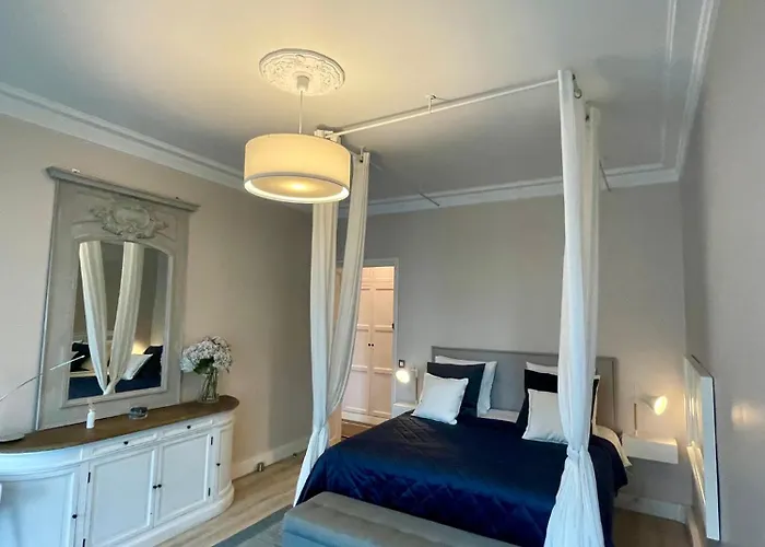Dans Luxueux Paris